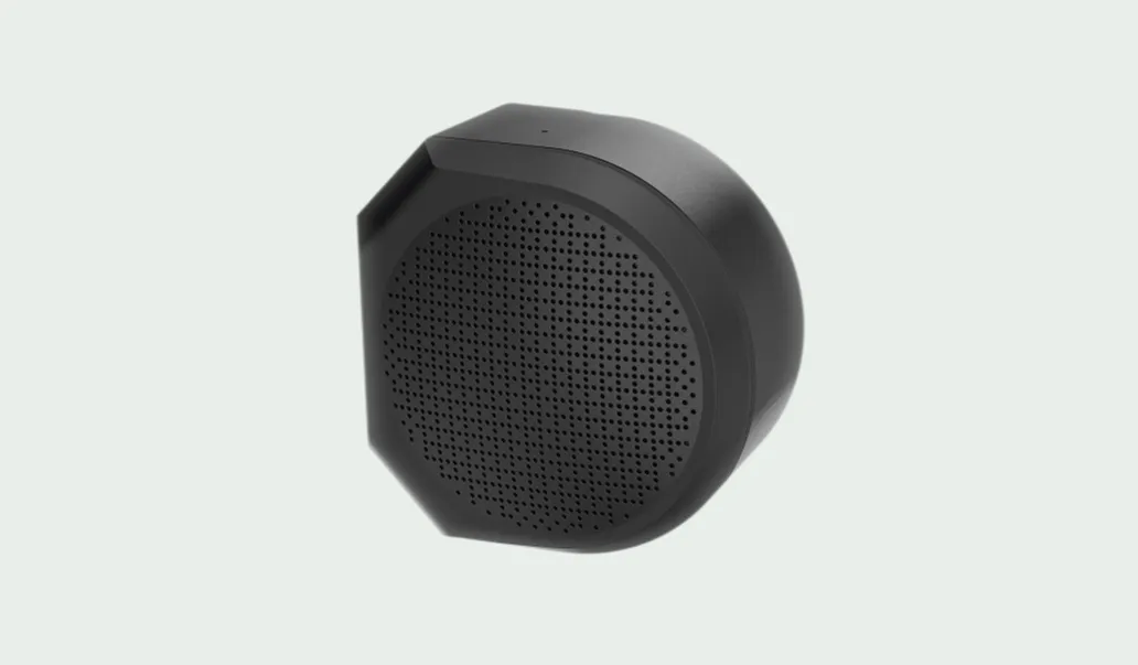 Skydio X10 speaker module for audio broadcast and coordination in high-risk operations